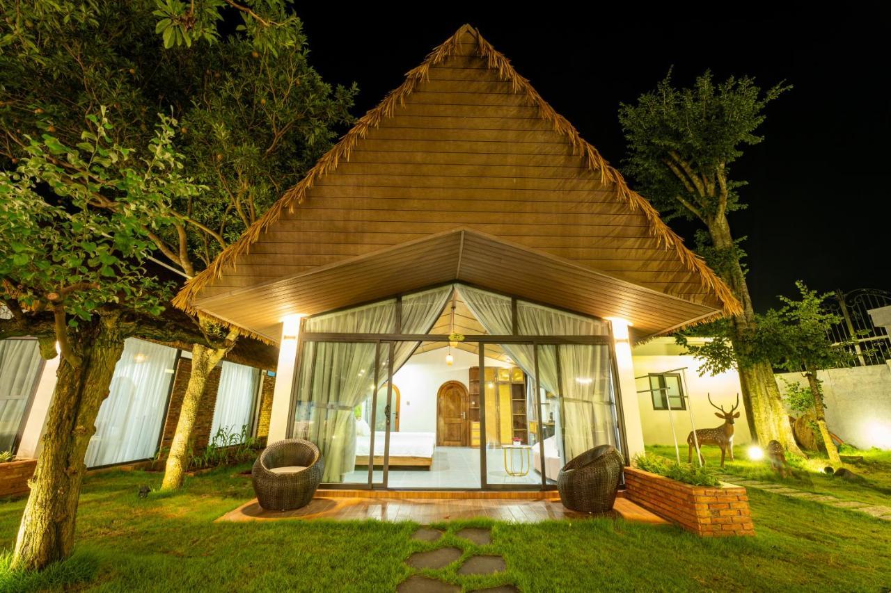 Apple House & Coffee Hotel Ba Ria Bagian luar foto
