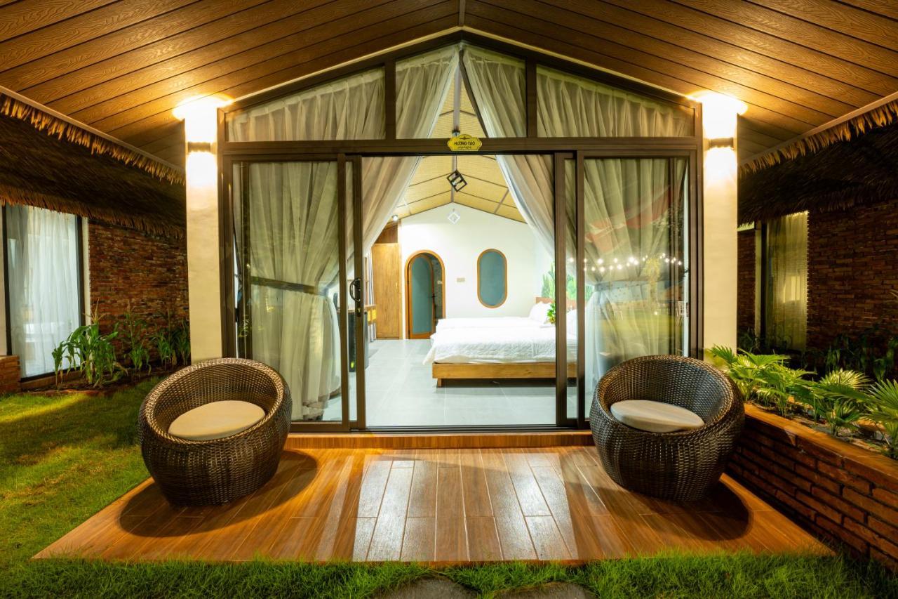Apple House & Coffee Hotel Ba Ria Bagian luar foto