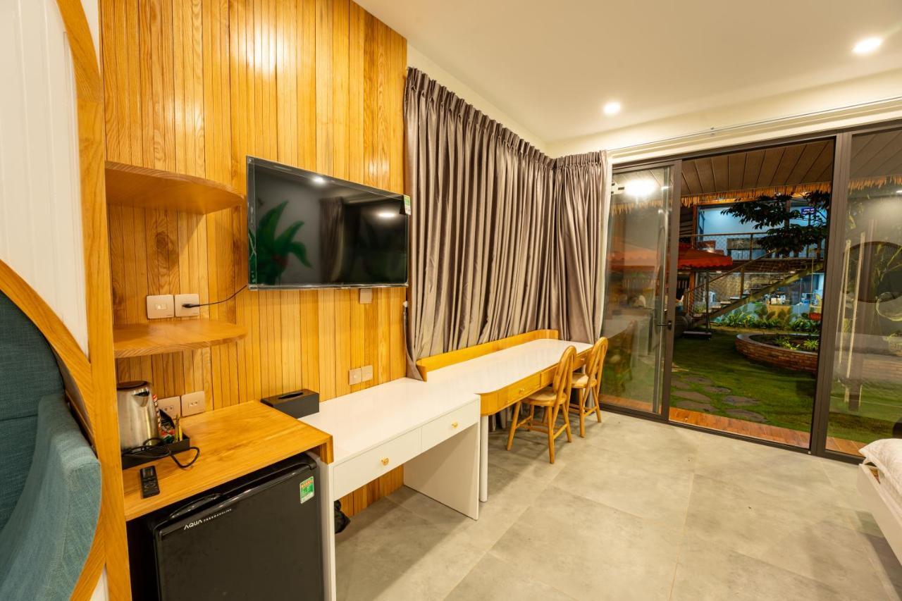 Apple House & Coffee Hotel Ba Ria Bagian luar foto