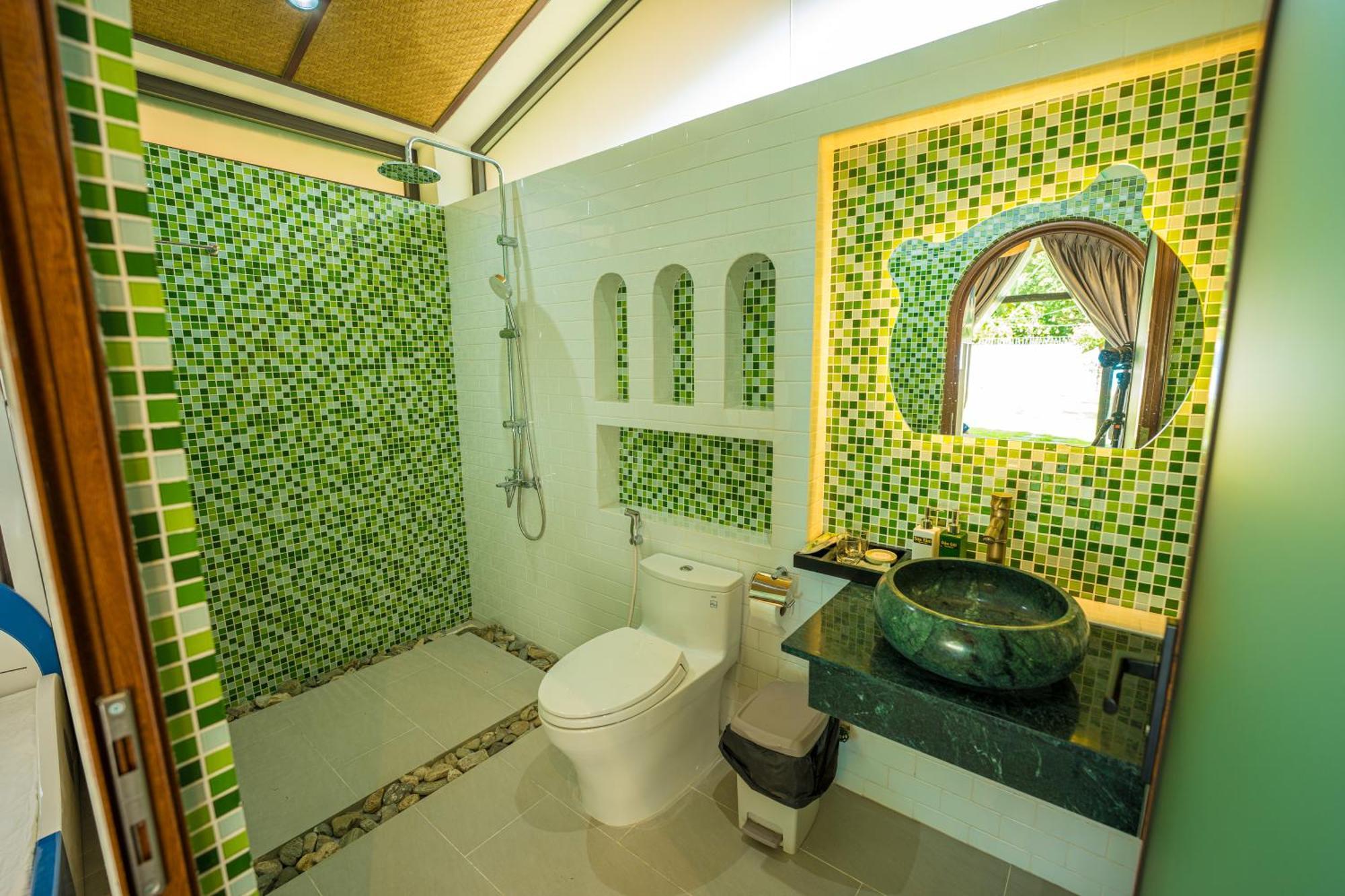 Apple House & Coffee Hotel Ba Ria Bagian luar foto