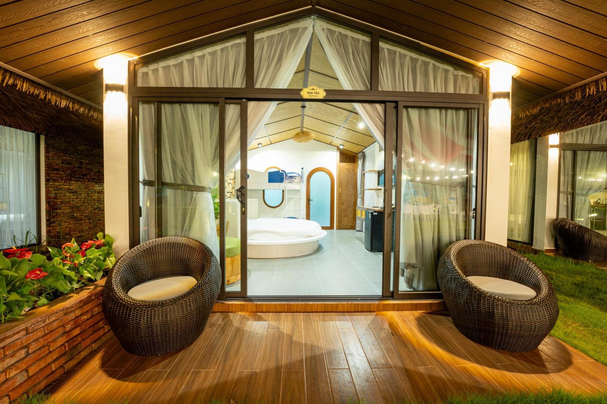 Apple House & Coffee Hotel Ba Ria Bagian luar foto